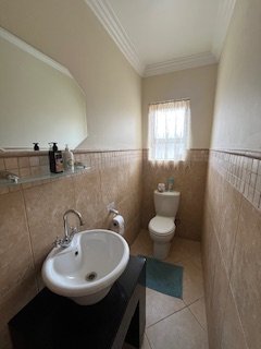 4 Bedroom Property for Sale in Tergniet Western Cape